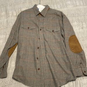 Orvis long sleeve button up shirt 100% cotton